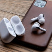 apple airpods with wireless charging case